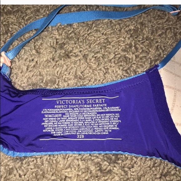 Victoria secret bra NWOT - Picture 3 of 3